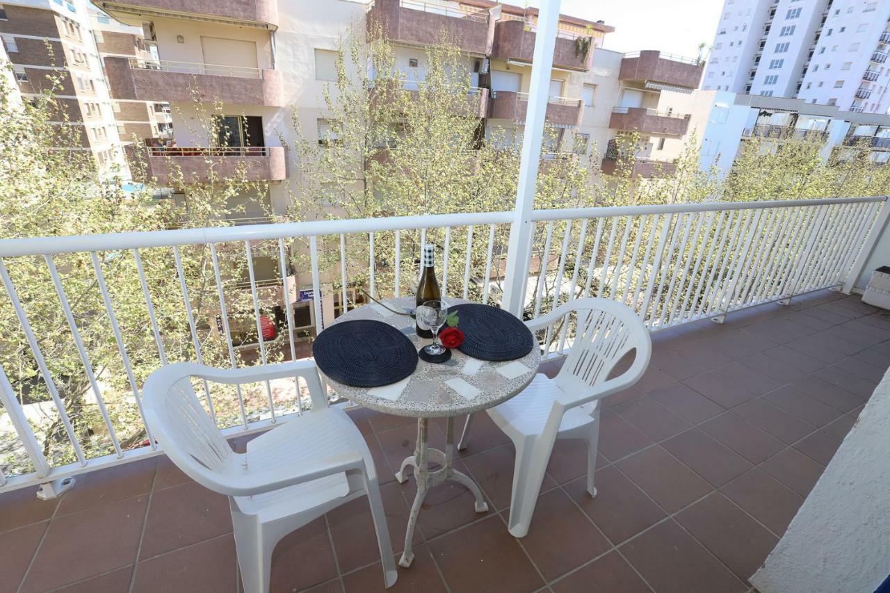 Costa Daurada Apartaments - Costa Azul Luxe Салоу Экстерьер фото